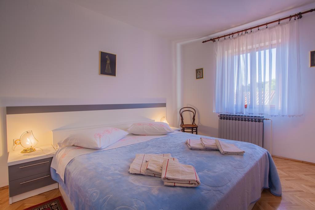 Rooms Kucic Cres Exterior foto